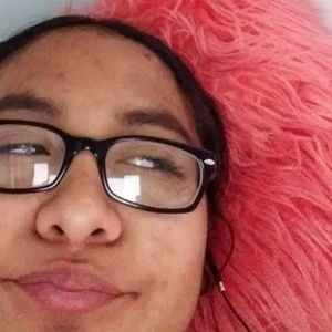 Meet your Posher, Candy